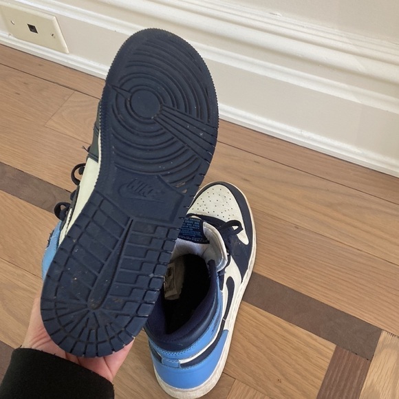 Nike Air Jordan 1 Retro High Obsidian - Picture 6 of 8